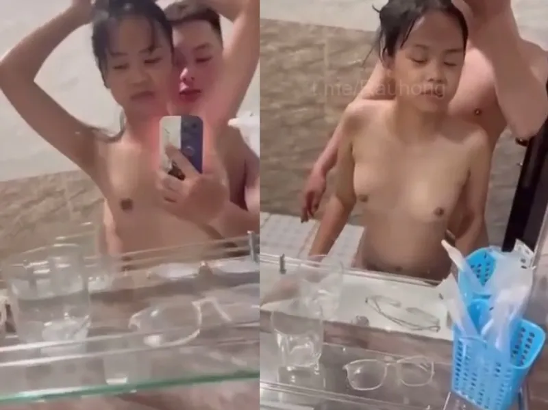 Mảnh khảnh em cùng anh yêu đụ trước gương quay kỉ niệm